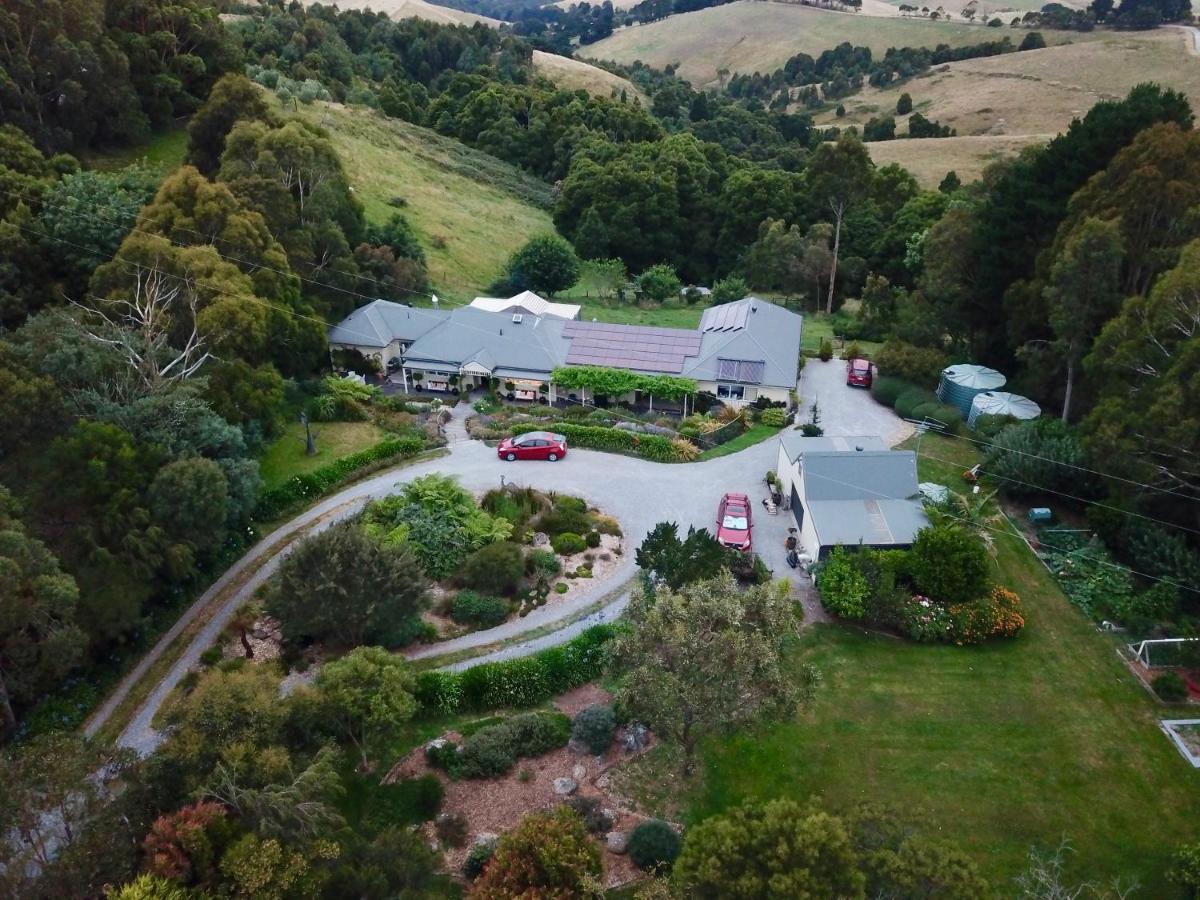 Llarrinda Bed & Breakfast Foster Exterior foto