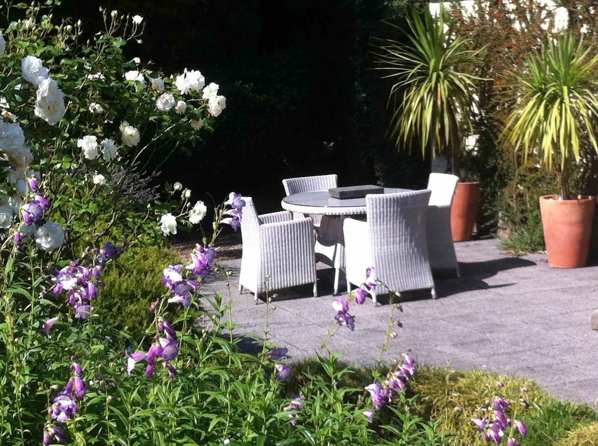 Llarrinda Bed & Breakfast Foster Exterior foto